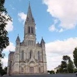 Notre Dame Chemille, Pays de la Loire