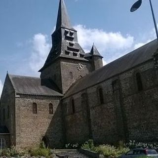 Eglise Notre-dame De La Nativite Ambrieres Les Vallees, Pays de la Loire