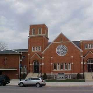 Central United Methodist Church - Lake Odessa, Michigan