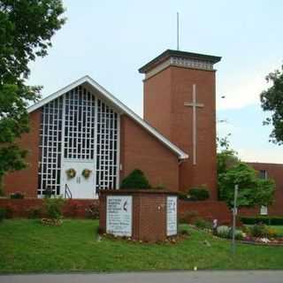 Matthews Memorial United Methodist Church - Madison, Tennessee