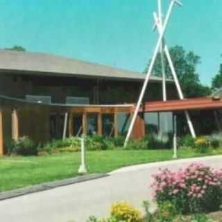 Walnut Hills United Methodist Church - Urbandale, Iowa