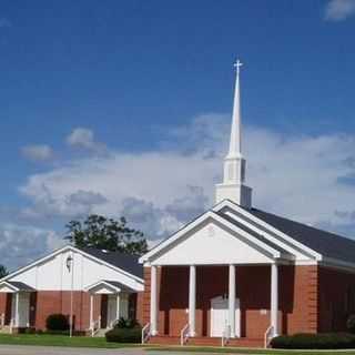 Robertsdale United Methodist Church - Robertsdale, Alabama