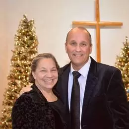 Pastor Johnny and Penni Hamby